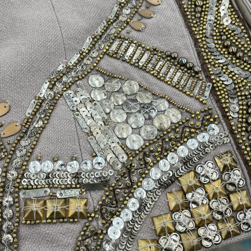 未使用品 タグ付き GRACE CONTINENTAL グレースコンチネンタル メタル刺繍コットンジャケット 12301041 Sサイズ ベージュ　ビジュー付き 【100040207002】