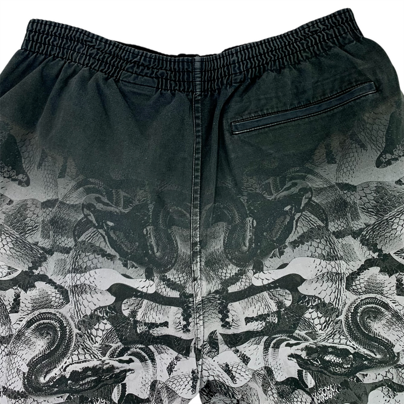 Marcelo Burlon ショートパンツ サイズM ヘビ柄 グラデーションブラック マルセロバーロン 【100059499008】