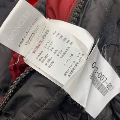 MONCLER(モンクレール) ダウンジャケット A2-091-41376-85-53699 サイズ2（XS相当）グレー×カモフラ ダウン90% 2014年A/Wモデル メンズ 【100061181003】