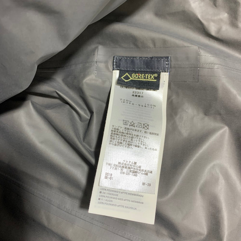 berghaus(バーグハウス)　ナイロンジャケット　サイズL　ネイビー　22317　レディース 【100061353003】