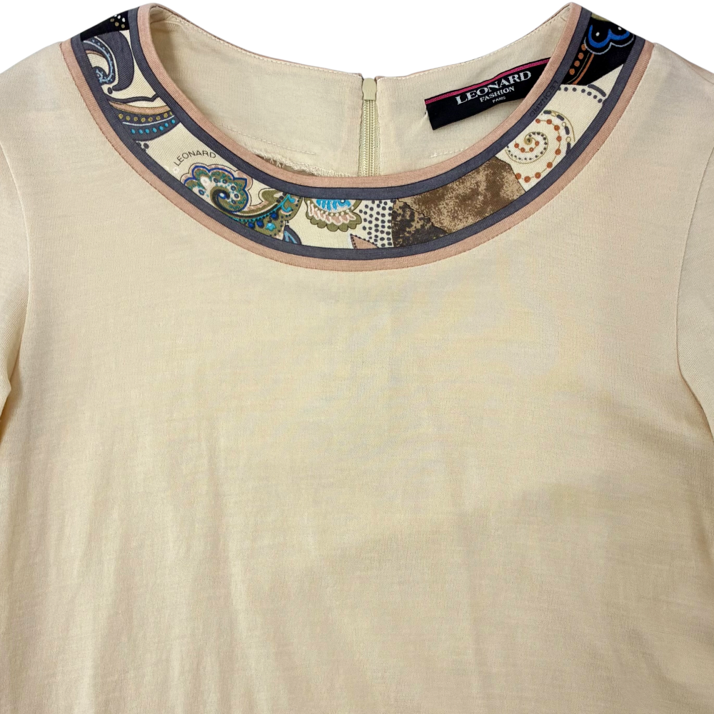 LEONARD 長袖シャツ 花柄 クリーム色　M（大きめ）シルク100% LEONARD 長袖シャツ 0329360 サイズM ベージュ レオナール