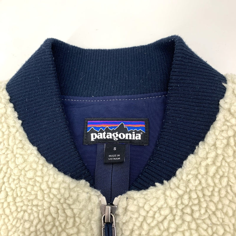 patagonia（パタゴニア） レトロX ボンバージャケット　サイズS  アイボリー×ネイビー STY22830 メンズアウター 【100062314005】