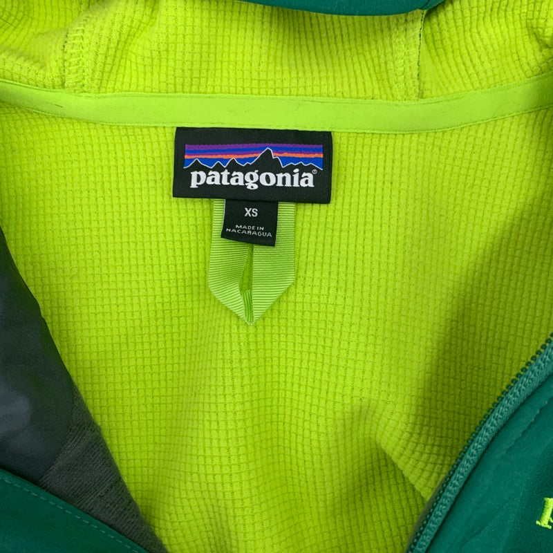 Patagonia(パタゴニア)　Adze Hybrid Hoody サイズXS グリーン　83415FA15　メンズ　フーディー 【100062391005】