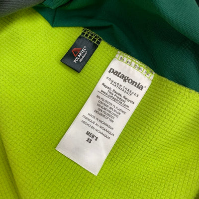 Patagonia(パタゴニア)　Adze Hybrid Hoody サイズXS グリーン　83415FA15　メンズ　フーディー 【100062391005】