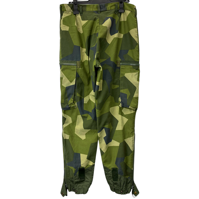 スウェーデン軍 カーゴパンツ サイズ82cm(約Mサイズ相当) 90s スカンジナビアカモ ミリタリー 【100062401008】