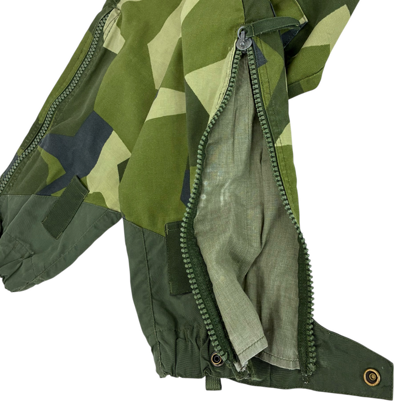 スウェーデン軍 カーゴパンツ サイズ82cm(約Mサイズ相当) 90s スカンジナビアカモ ミリタリー 【100062401008】