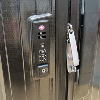 中古 Mercedes-Benz×Samsonite ライトボックス スピナー69 スーツケース 75L ベンツ サムソナイト ブラック 69.0 x 46.0 x 27.0 cm 【101051849002】