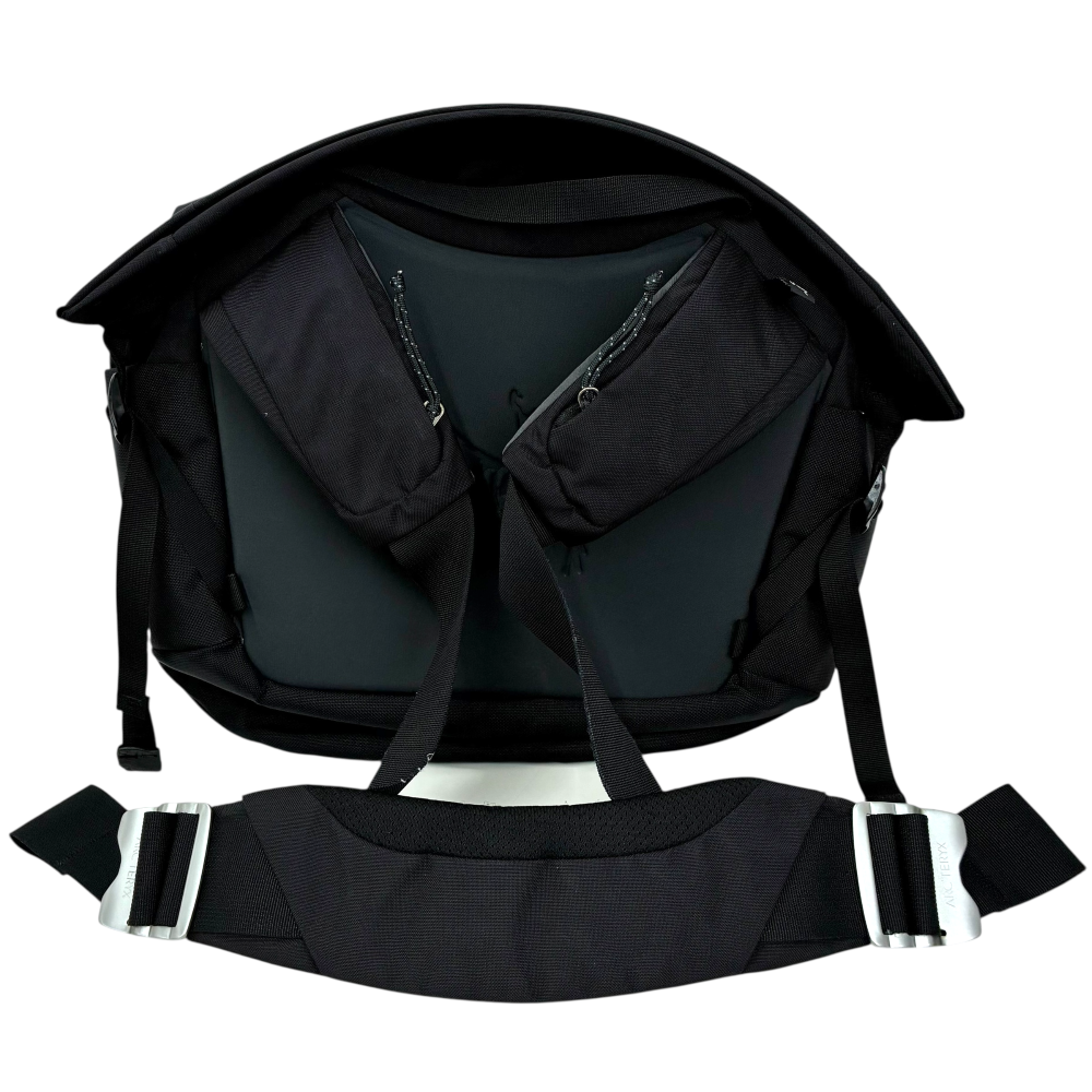 ARC'TERYX ミストラル16 ショルダーバッグ 6430-62537 ブラック