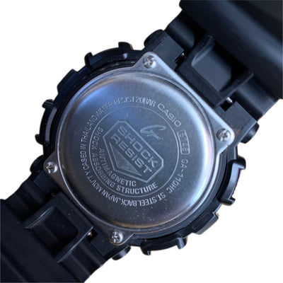 G-SHOCK 腕時計 GA-110HC ハイパーカラーズモデル ブラック ブルー文字盤 クォーツ  20気圧防水 ビッグフェイスデザイン メンズ ウォッチ CASIO 【101056579005】