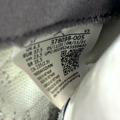 NIKE AIR JORDAN 11 RETRO GS(エア ジョーダン レトロ 11 GS) 378038-005 サイズ23.5cm Cool Grey ナイキ 【101061890008】