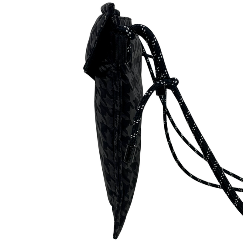 MONCLER×FRGMT クロスボディフォンケース ブラック スマホケース サコッシュ AW23 モンクレール×フラグメント 【101061974008】