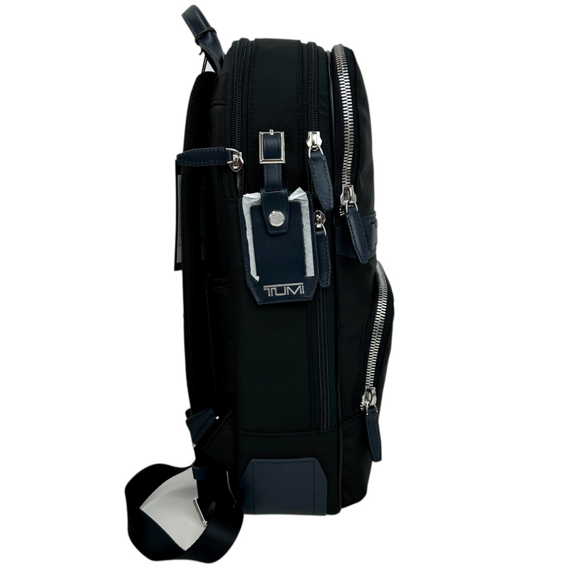 TUMI JARVIS スリム・バックパック 0682404DNVY2E ネイビー トゥミ 【101062486007】