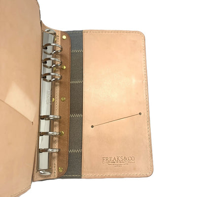 FREAKS&CO. 手帳カバー　レザー　パッチワーク　ネイビー　6連　ハンドメイド　日本製　栃木レザー　日本製 【101063352001】