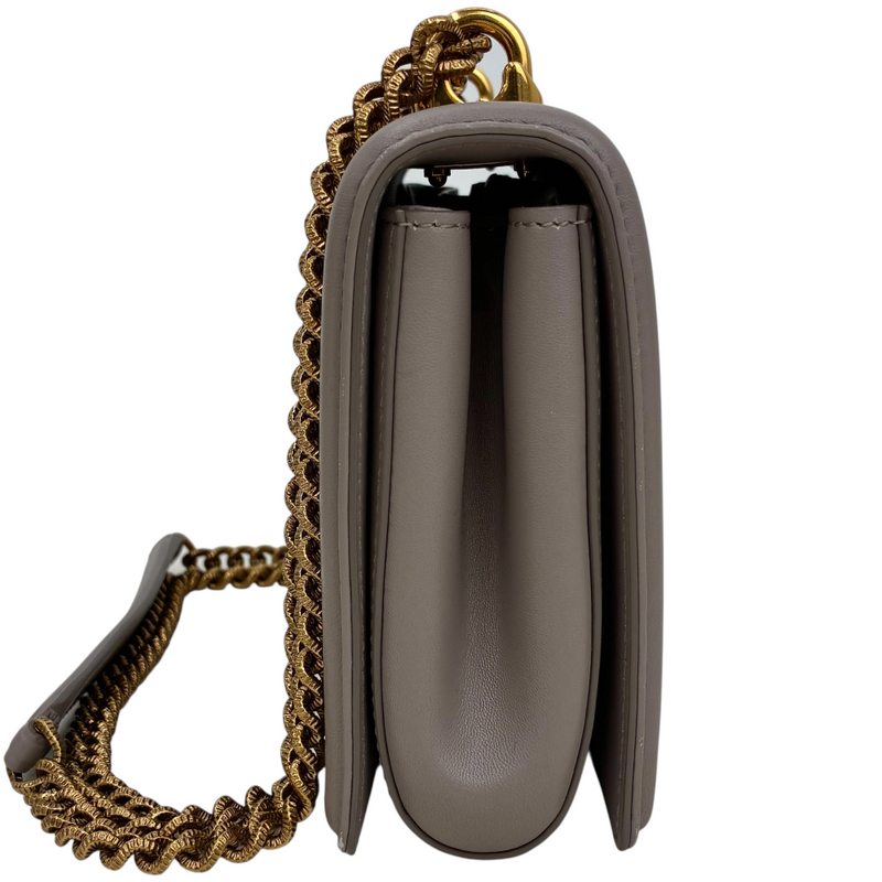 DOLCE&GABBANA DEVOTION ナッパレザークロスボディバッグ BB6652 ドルチェ&ガッバーナ 【101063675002】