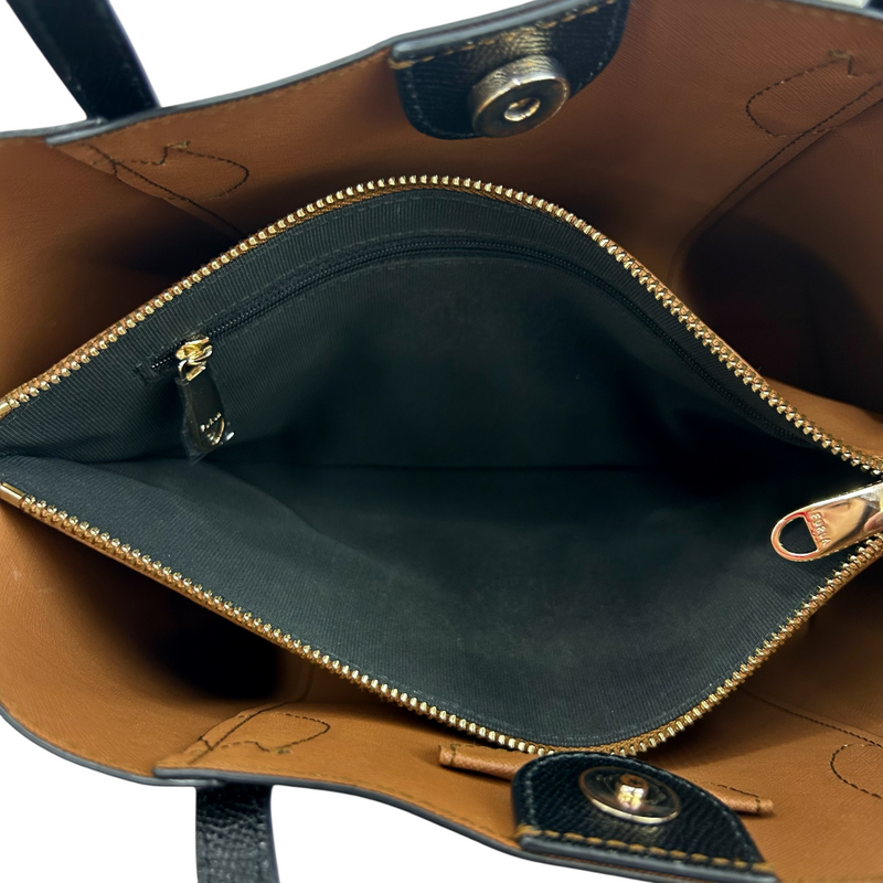 FURLA トートバッグ ヴィットリア M WB00420 ブラック フルラ 【101064026006】