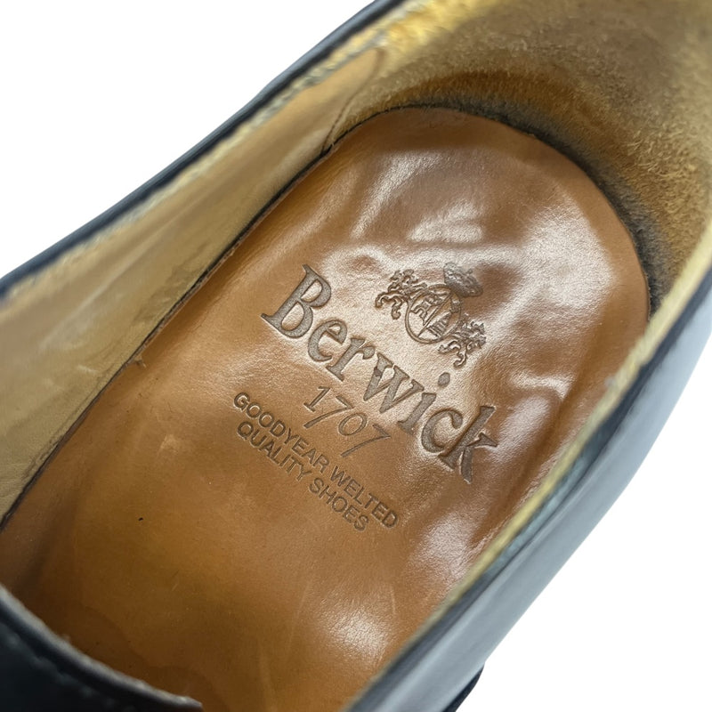 中古 Berwick1707 ストレートチップ レザーシューズ 3739 24cm ブラック 箱付き スペイン 【101064461002】