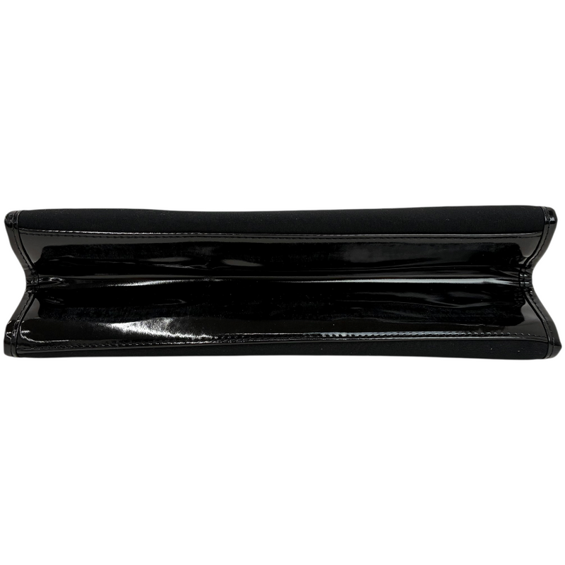 GIVENCHY トートバッグ エンボスロゴ エナメル ブラック ジバンシィ 【101064819006】