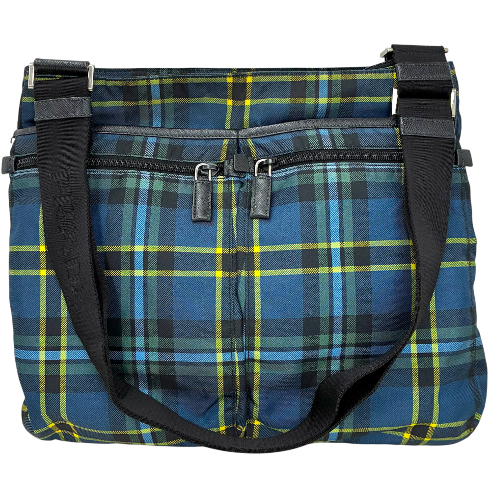 イタリア製 PRADA タータンチェック柄 ショルダーバッグ ナイロン PRADA ナイロン チェックショルダーバッグ VA0220 ネイビー