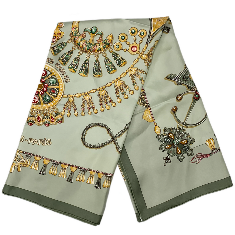 HERMES カレ90 シルクスカーフ PARURES DES SABLES グリーン 約88×88cm 砂漠のアクセサリー エルメス 【102059485007】