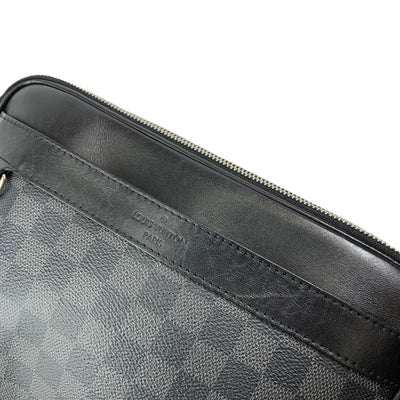 LOUIS VUITTON(ルイ・ヴィトン) トロカデロ メッセンジャーPM  N40087 ダミエ・グラフィット グレー/ブラック メンズ ショルダーバッグ 【102060103001】