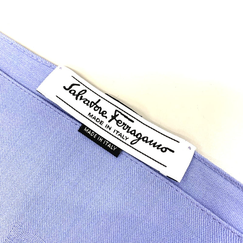 Salvatore Ferragamo ガンチーニ　ストール・マフラー　濃淡ガンチーニ柄　シルク×ウール　ライトブルー　フェラガモ 【102060265001】