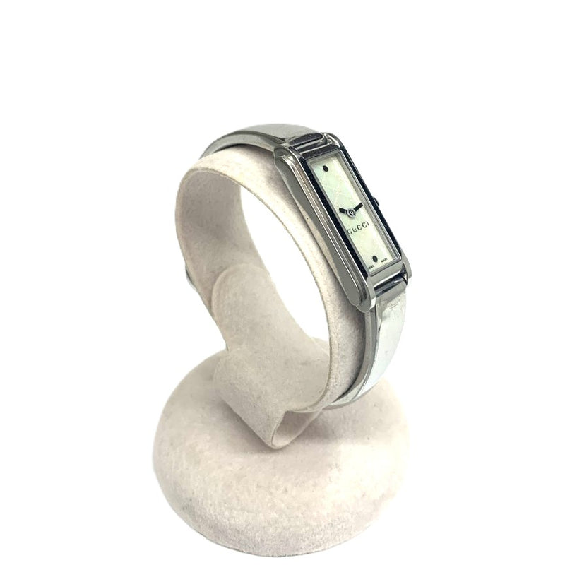 GUCCI(グッチ) 腕時計 GG ビット バングルウォッチ ステンレススチール×シェル GG柄文字盤 シルバー クォーツ レディース 【102060782001】
