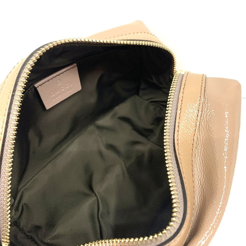 GUCCI(グッチ) ソーホー インターロッキングG ポーチ308636 パテントレザー ベージュ系 ファスナー開閉式 未使用長期保管品 【102062075005】