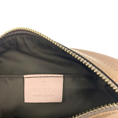 GUCCI(グッチ) ソーホー インターロッキングG ポーチ308636 パテントレザー ベージュ系 ファスナー開閉式 未使用長期保管品 【102062075005】