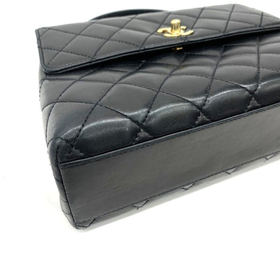 CHANEL(シャネル)　マトラッセ　ココマーク　ハンドバッグ　ラムスキン　ブラック　ターンロック開閉式　レディース 【102062306005】