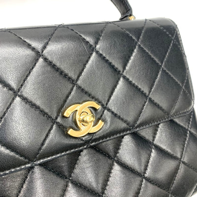 CHANEL(シャネル)　マトラッセ　ココマーク　ハンドバッグ　ラムスキン　ブラック　ターンロック開閉式　レディース 【102062306005】