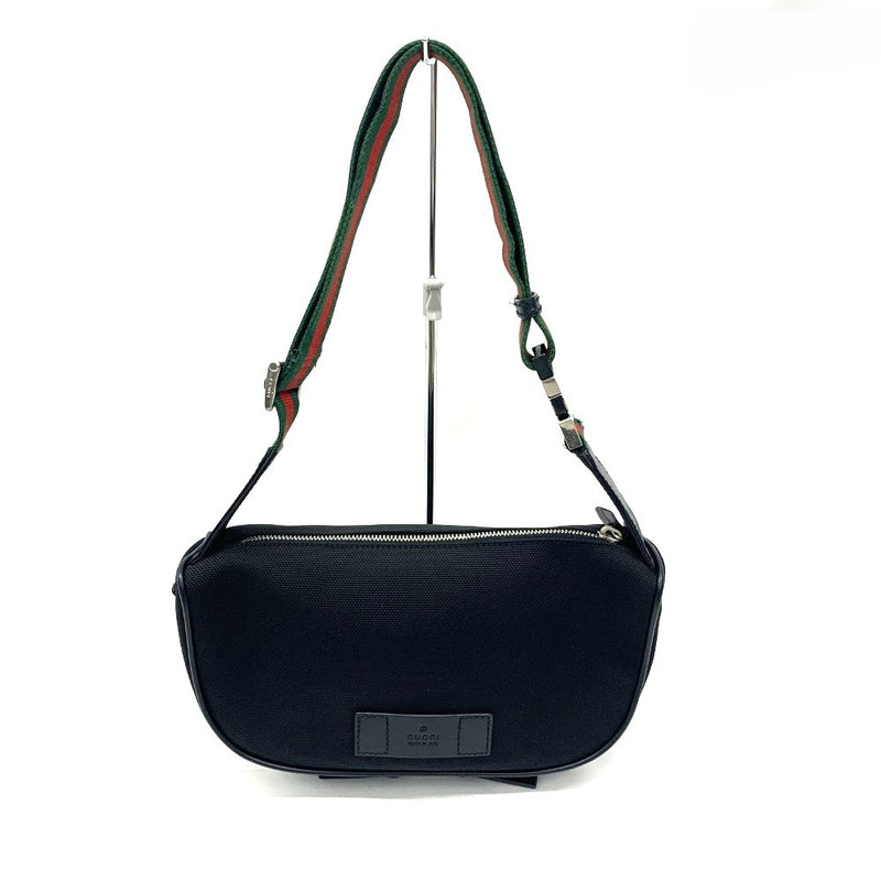 GUCCI(グッチ) シェリーライン テクノキャンバス ボディバッグ ブラック 630920 【102062469003】