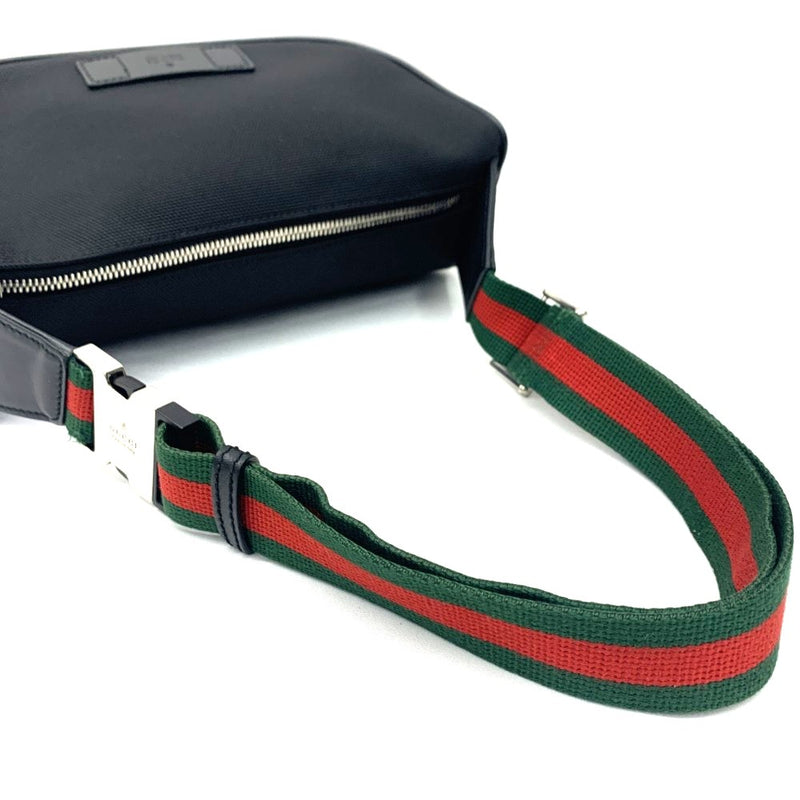 GUCCI(グッチ) シェリーライン テクノキャンバス ボディバッグ ブラック 630920 【102062469003】