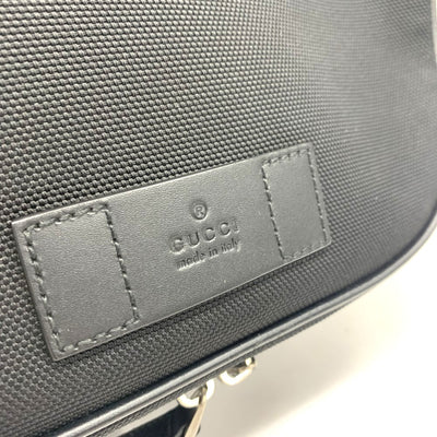 GUCCI(グッチ) シェリーライン テクノキャンバス ボディバッグ ブラック 630920 【102062469003】