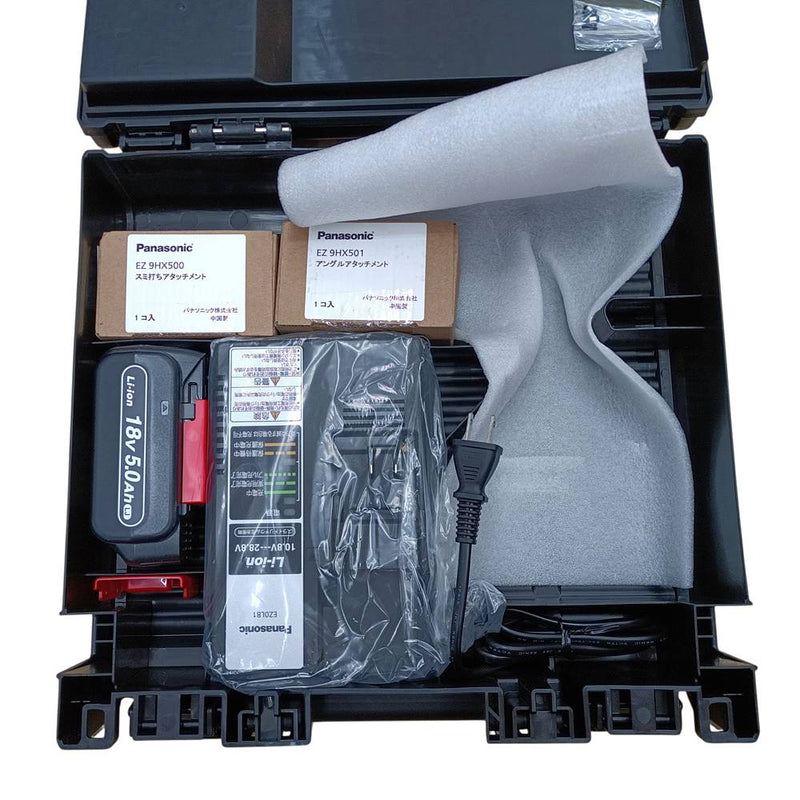 未使用 Panasonic 充電式インパクトドライバー EZ1PD1J18D-B 18V 2021年 バッテリー×2 充電器 アングル・スミ打ちアタッチメントセット EZ9HX501/EZ9HX500 【103060625002】