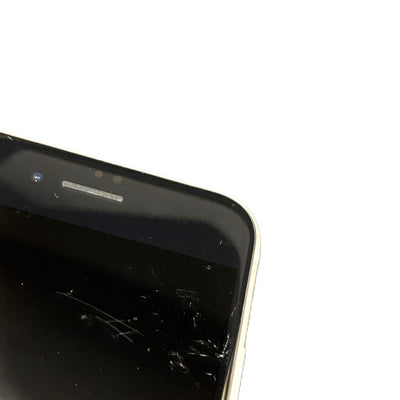 Apple/docomo  iPhone SE 第3世代  64GB スターライト　SIMフリー　MMYD3J/A  利用制限◯　 【103062659008】