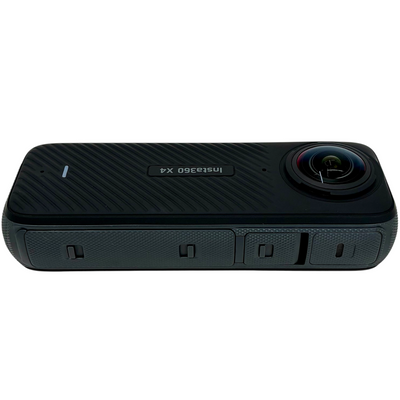 Insta360 8K/360° アクションカメラ Insta360 X4 CINSABMA 8K360度ビデオ+5.7K60fps360度ビデオ 防水 2024年 【103072314007】