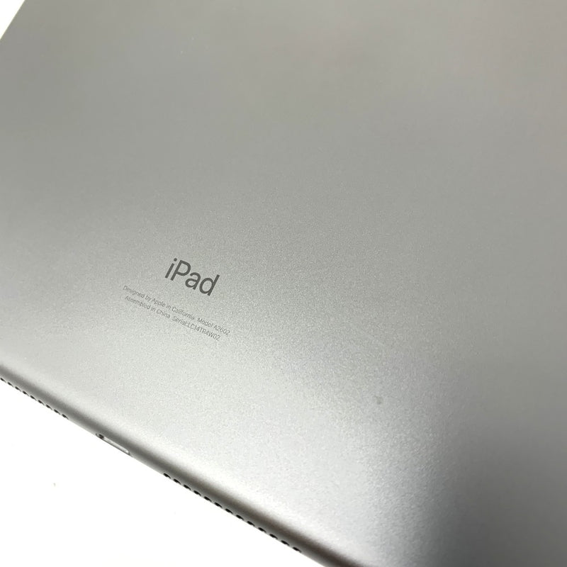 Apple iPad 第9世代 256GB 海外モデル Wi-Fiモデル スペースグレイ 画面10.2インチ FK2N3LL/A  アップル 【103075553008】