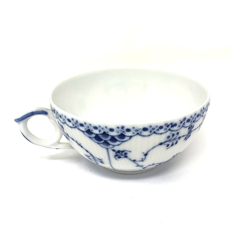 ROYAL COPENHAGEN(ロイヤルコペンハーゲン) ブルーフルーテッド フルレース カップ＆ソーサー 1客 【106054088003】