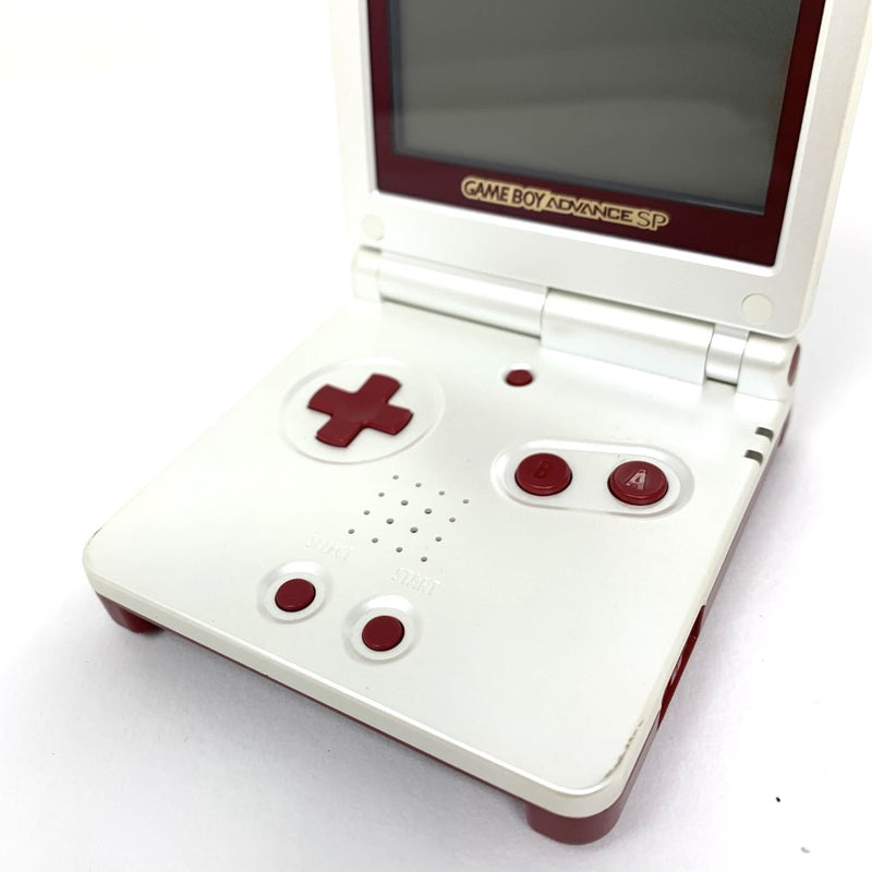 Nintendo GAME BOY ADVANCE SP ファミリーコンピューターVer. AGS-001 ニンテンドー ゲーム機本体 【108072011008】
