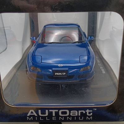 未使用 AUTOart オートアート MILLENNIUM 1/18 マツダRX-7（FD）スピリット R タイプA ブルー 【109041954002】