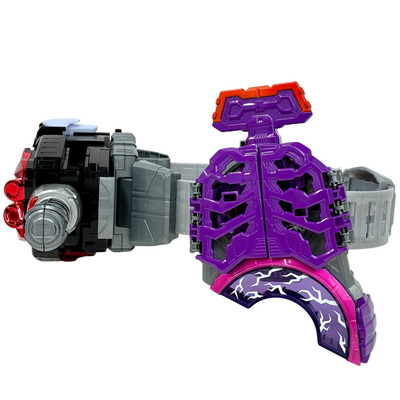 BANDAI 仮面ライダーギーツ 変身ベルト DXデザイアドライバー&ゾンビレイズバックル&レイズバックルホルダー バンダイ 【109061020002】