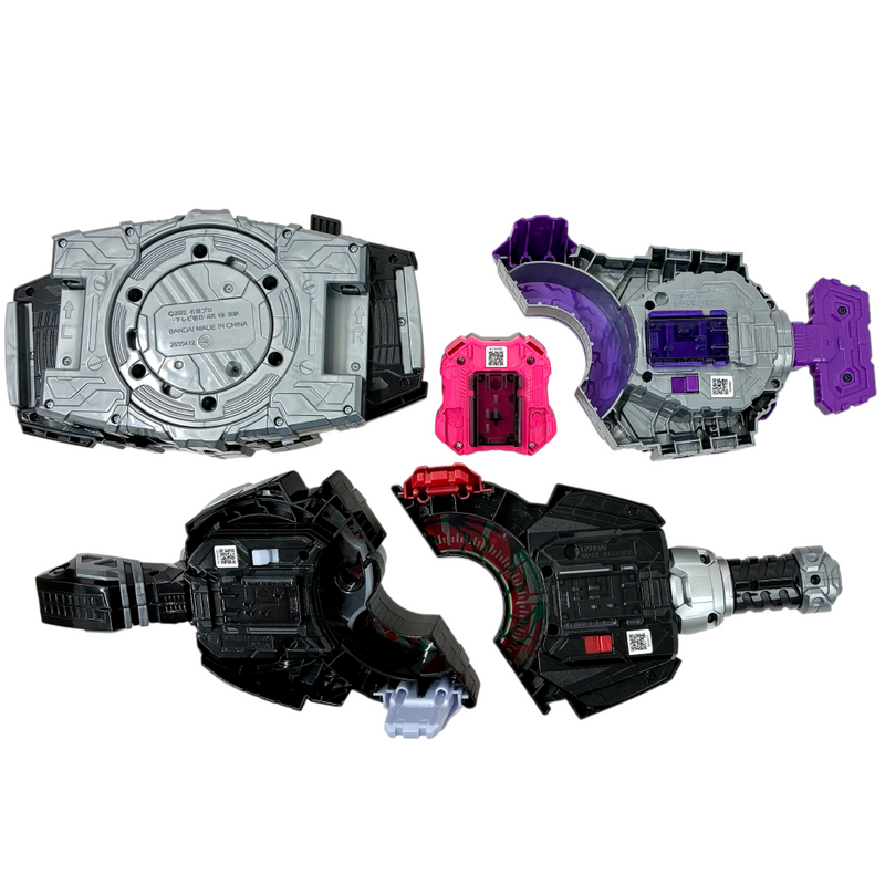 BANDAI 仮面ライダーギーツ 変身ベルト DXデザイアドライバー&ゾンビレイズバックル&レイズバックルホルダー バンダイ 【109061020002】