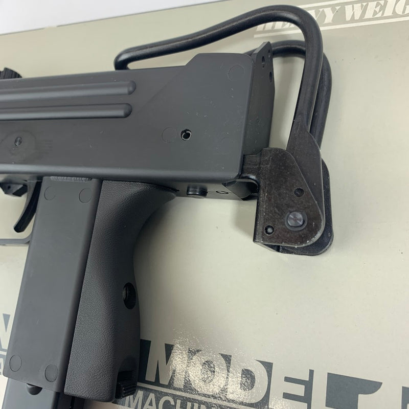 MGC イングラムモデル11 モデルガン  CP-HW ブローバックシステムマシンガン ブラック サイレンサー付  対象年齢18才以上 【109075498005】