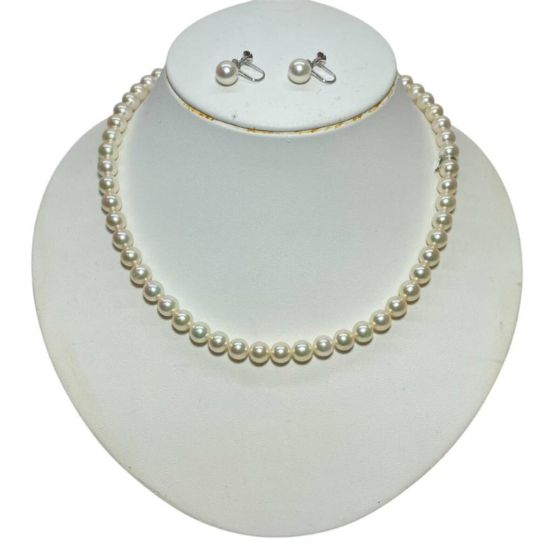 【新品同様】ミキモト パール ネックレス & イヤリング 2点セット 7～7.5mm/7.5-8.0mm Mチャーム K18WG MIKIMOTO 真珠 アコヤ 箱 クロス 【240001001745】