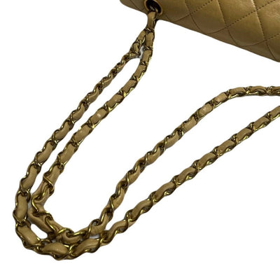 【美品】CHANEL シャネル マトラッセ25 ラムスキン ダブルフラップ チェーンショルダーバッグ レザー 金具ゴールド ベージュ 【2400050061262】